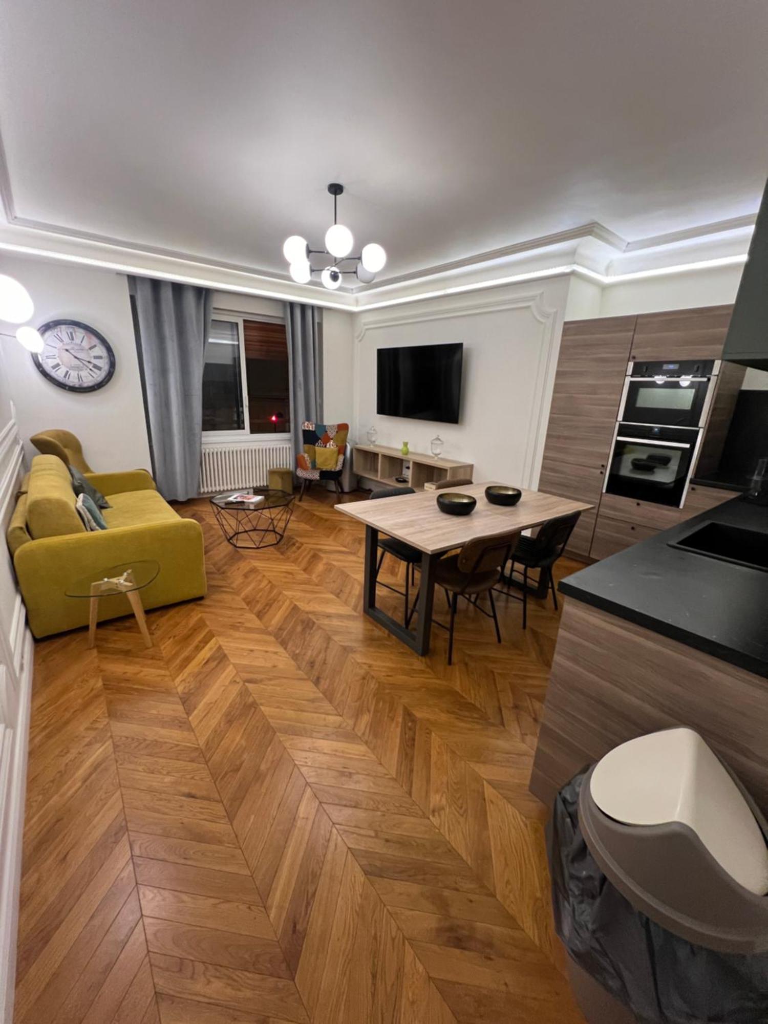 Private Apartments - Champs-Elysees Paris Exterior photo