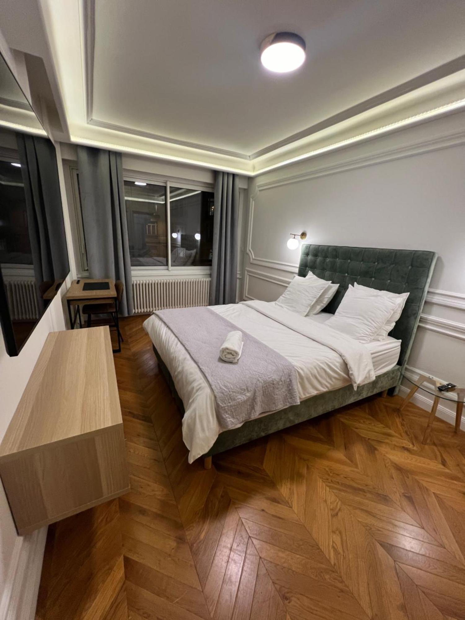 Private Apartments - Champs-Elysees Paris Exterior photo